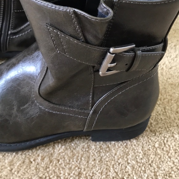 WEAR. EVER. Boots.EUC.Dark heather grey.Sz-8 1/2M - Picture 2 of 7